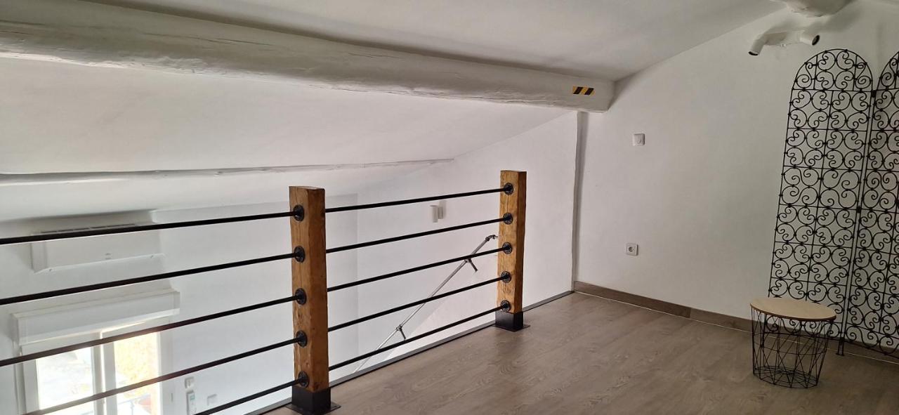 몽투 Loft En Duplex Au Mas De La Restanque 아파트 외부 사진